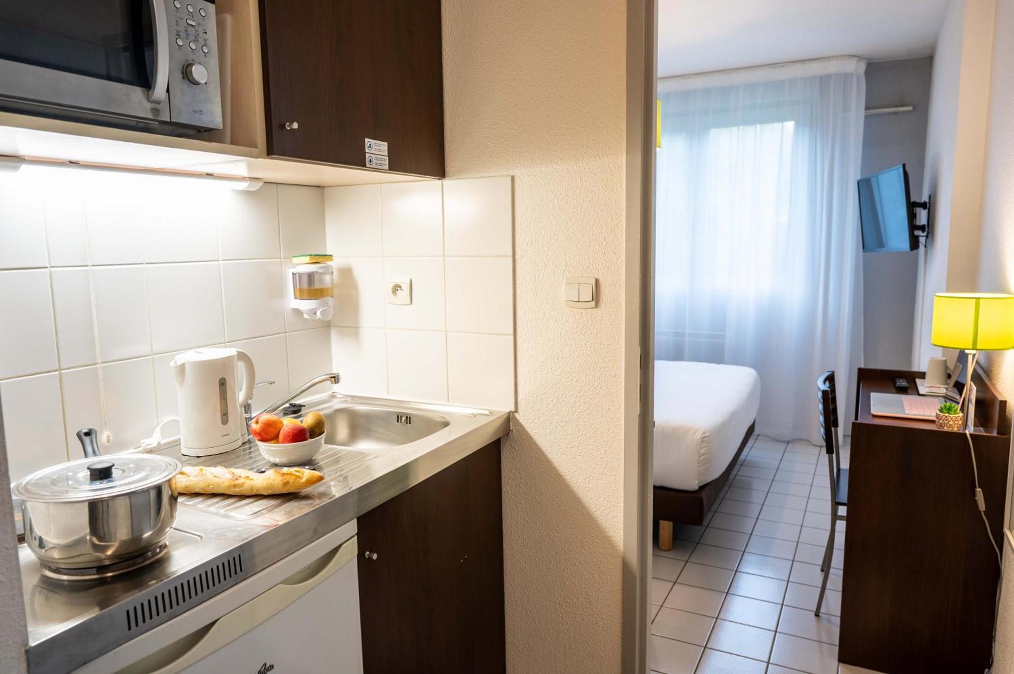 Comfort Aparthotel Besancon La City Exteriör bild