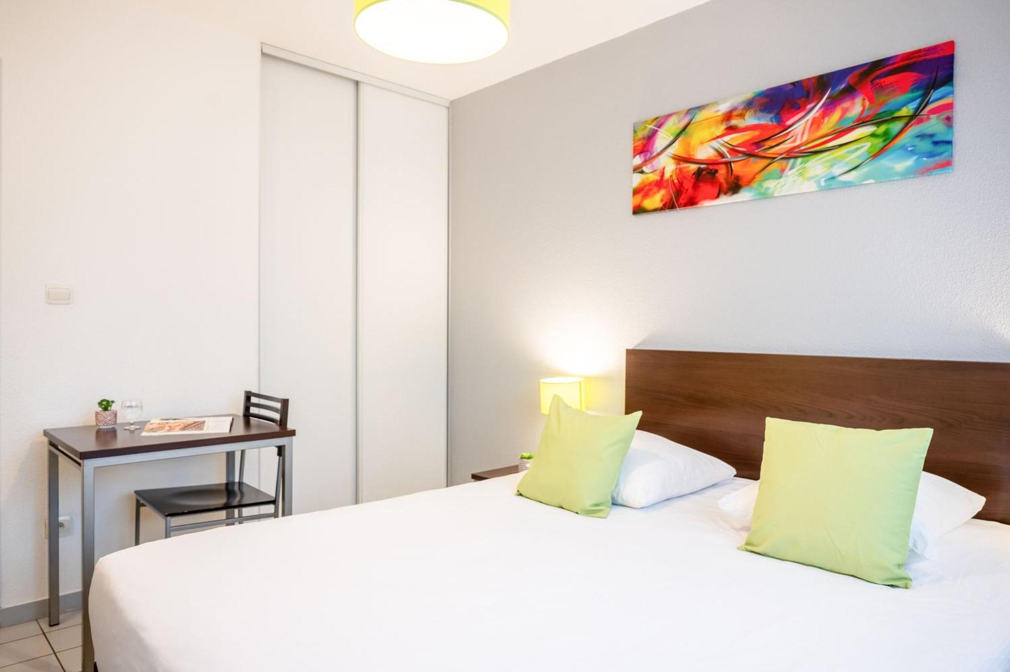 Comfort Aparthotel Besancon La City Exteriör bild