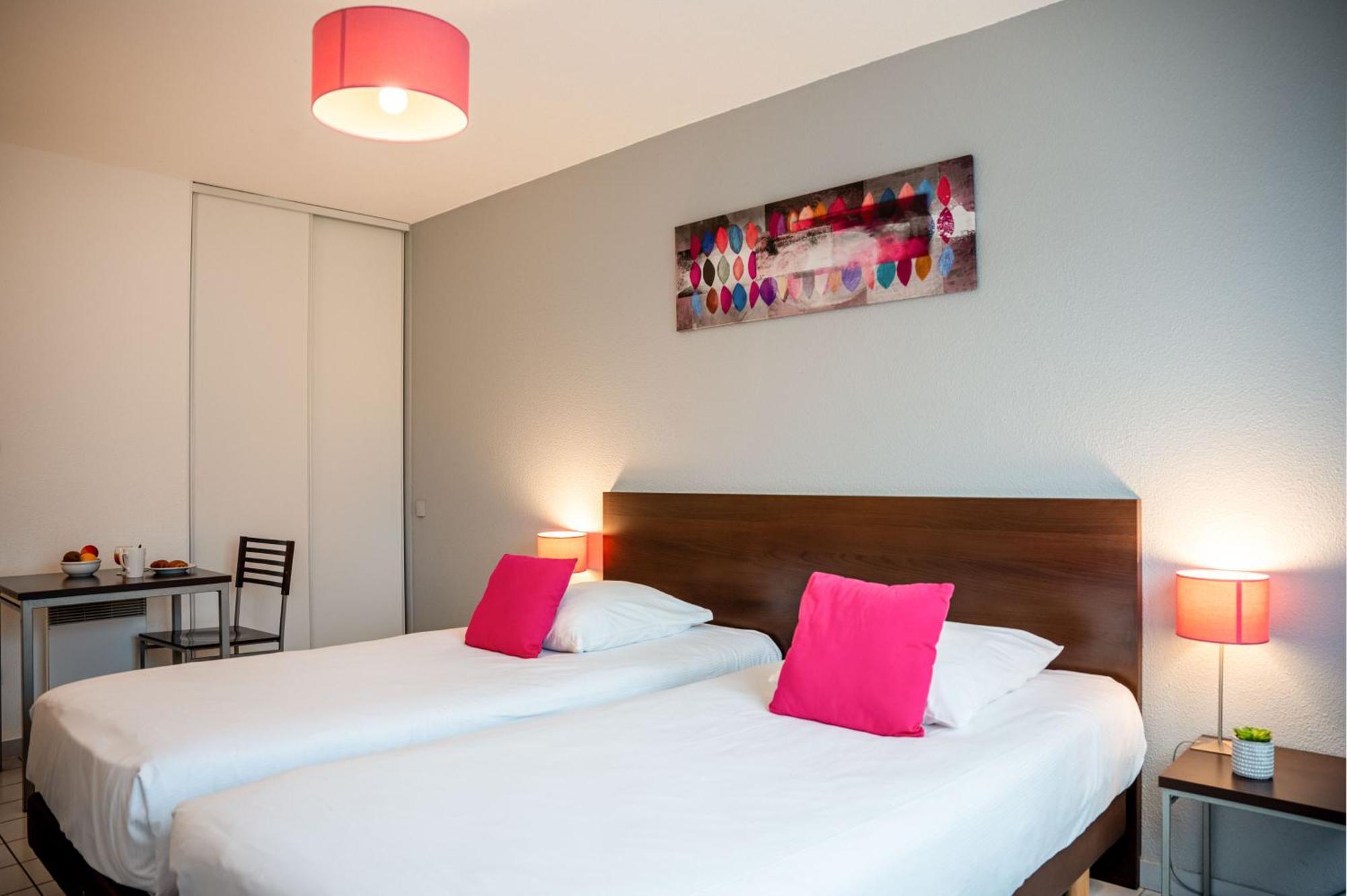Comfort Aparthotel Besancon La City Exteriör bild